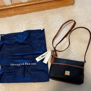 Dooney & Bourke Black Pebbled Leather Crossbody Ginger Pouchette